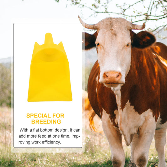 Plastic Feed Scoop Livestock Feeding Tool Food Shovel